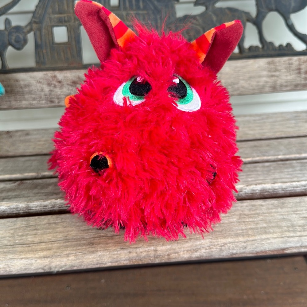 Stuffies dragon